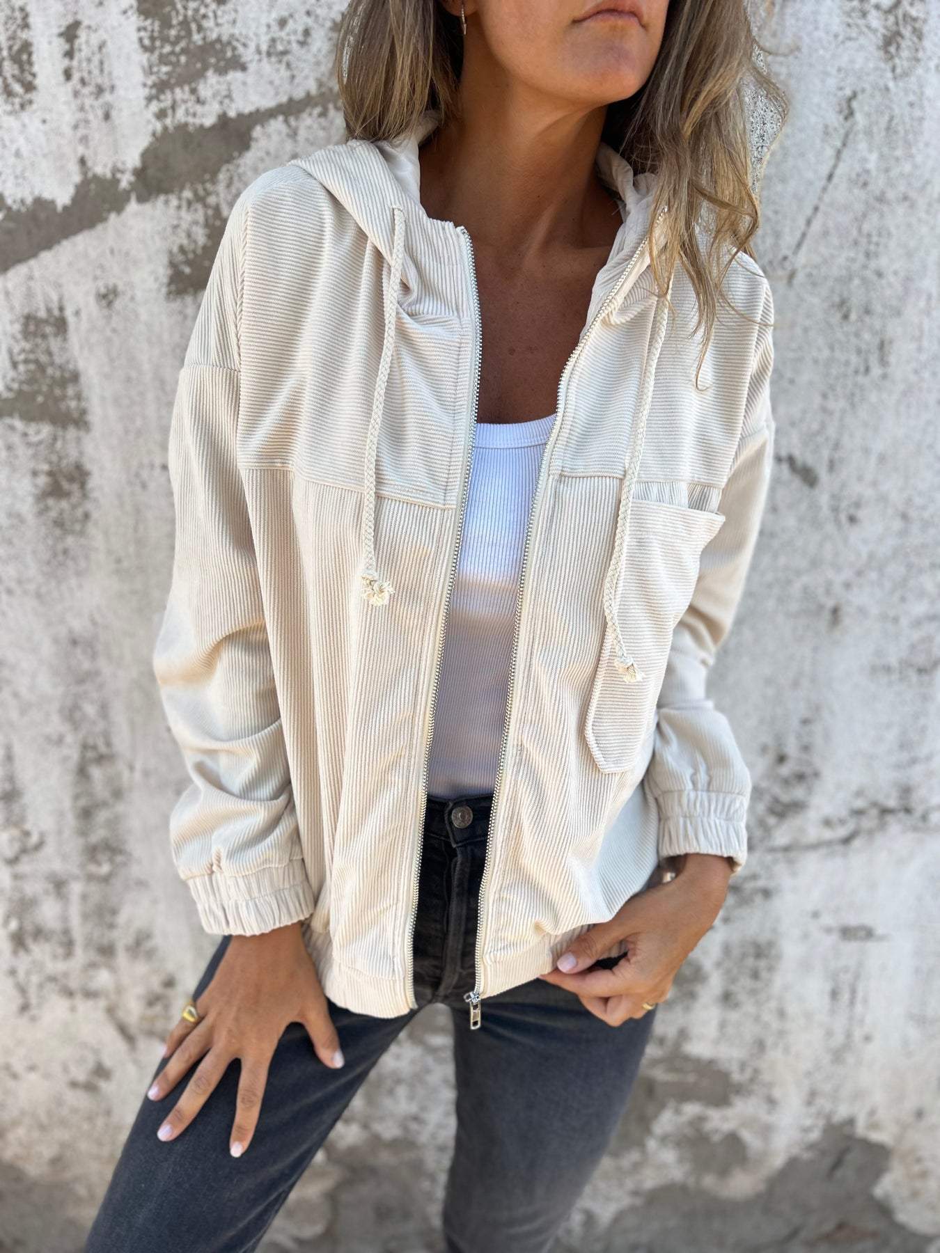 Cord Übergangsjacke Damen Mit Kapuze Und Zipper | Leicht