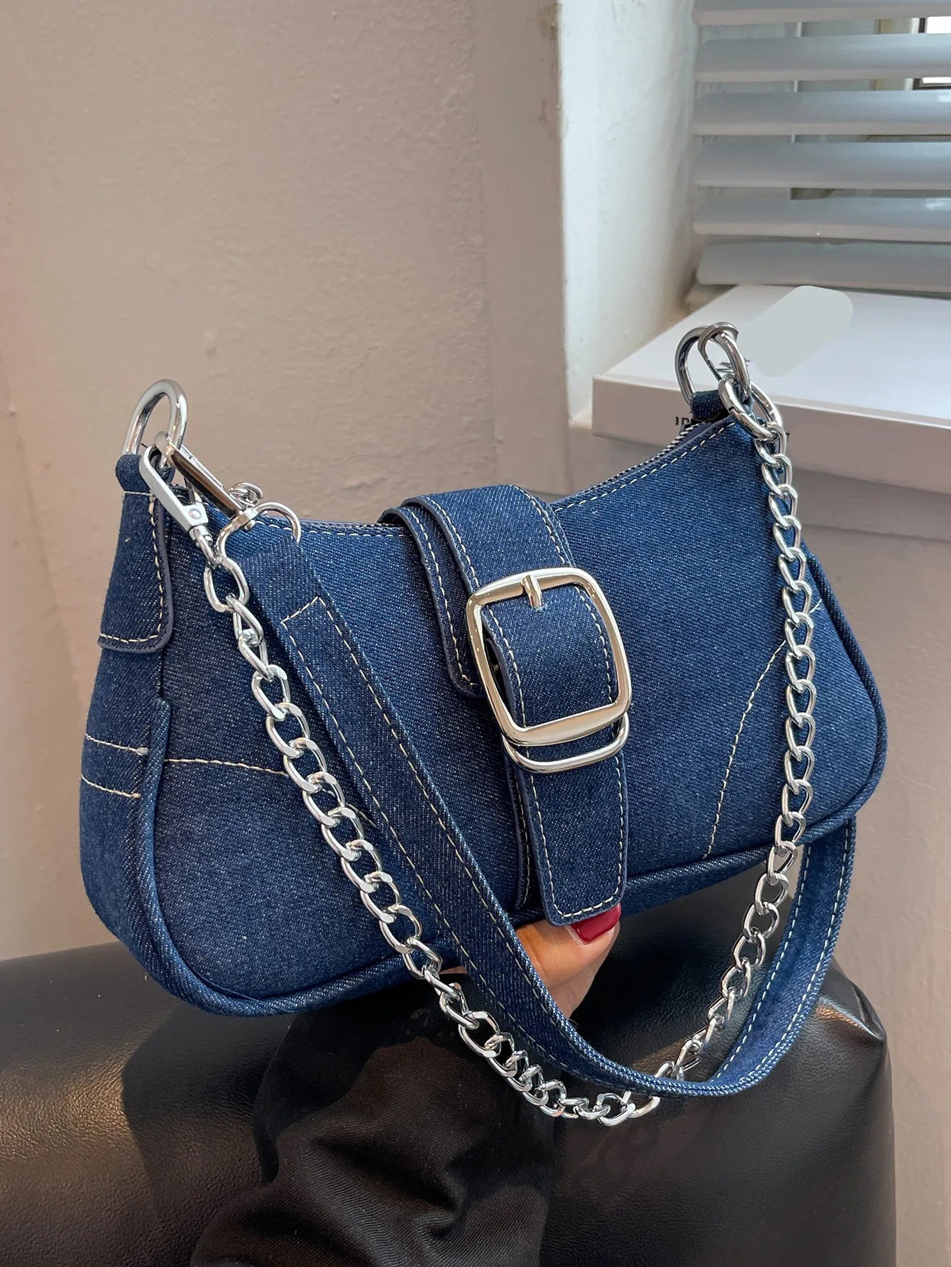 Damen Baguette Handtasche Mit Schnalle | Modern