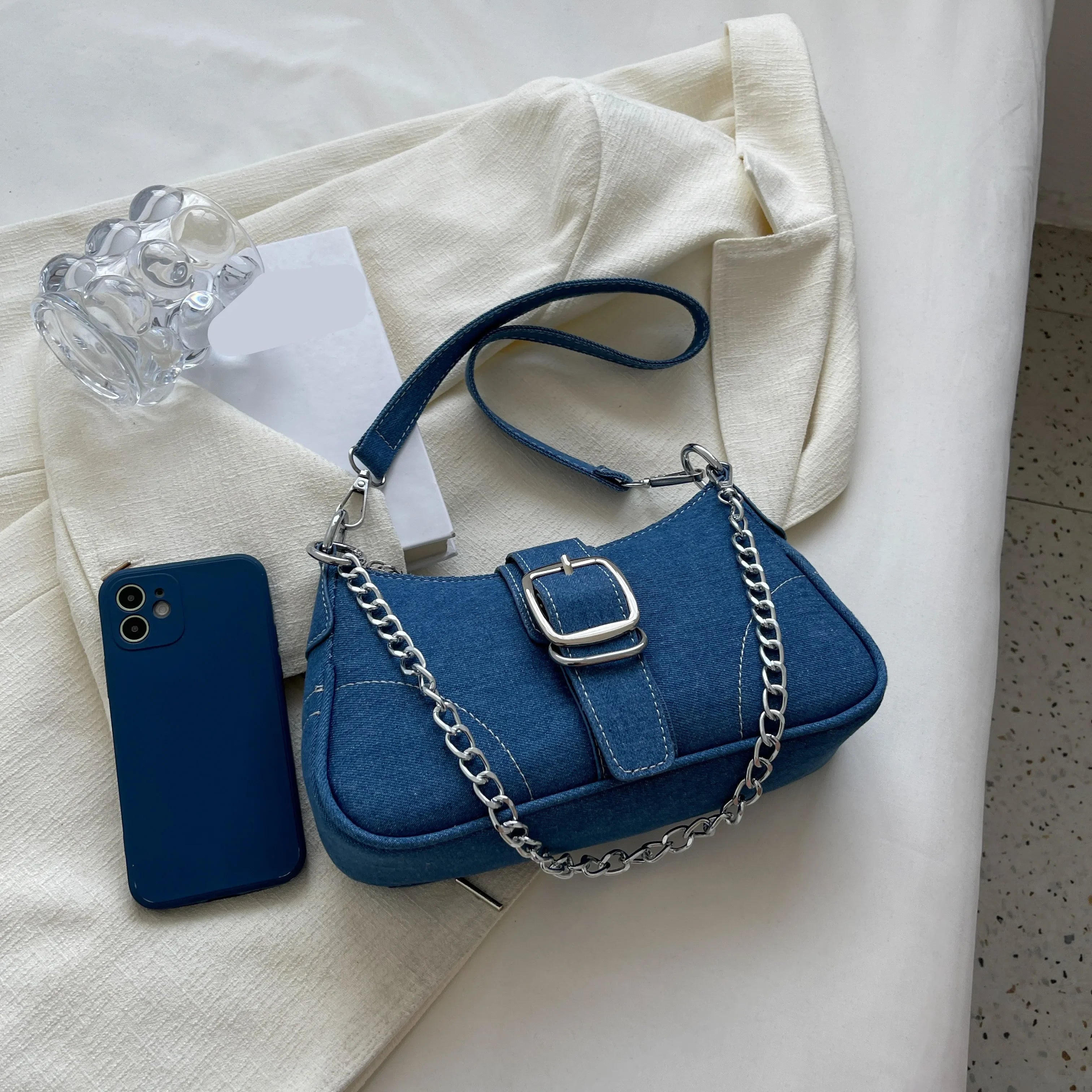 Damen Baguette Handtasche Mit Schnalle | Modern