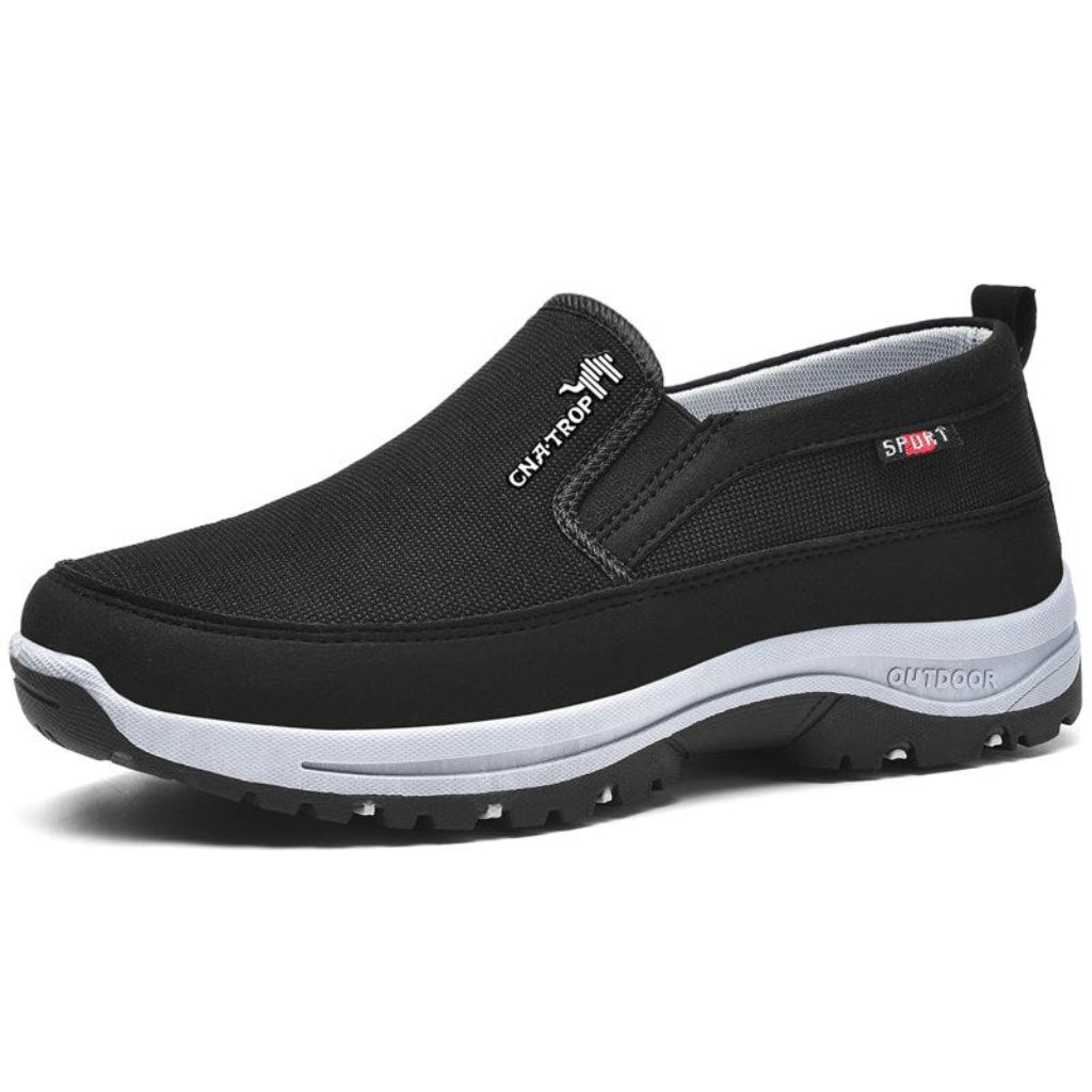 Hallenschuhe Herren Slip On | Lässig
