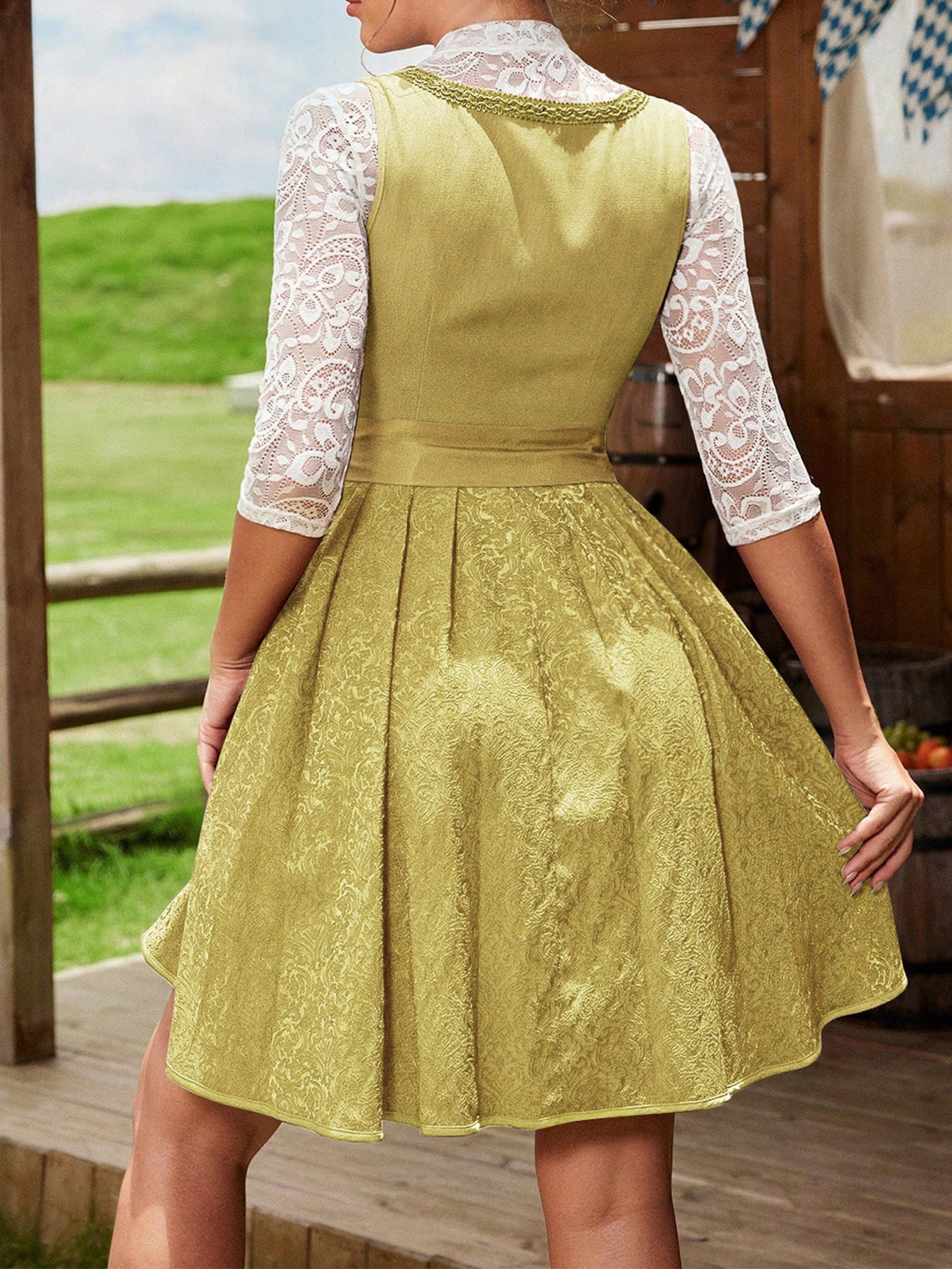 Oktoberfest Damen Dirndl Mit Schürze Und Stickerei | Midi